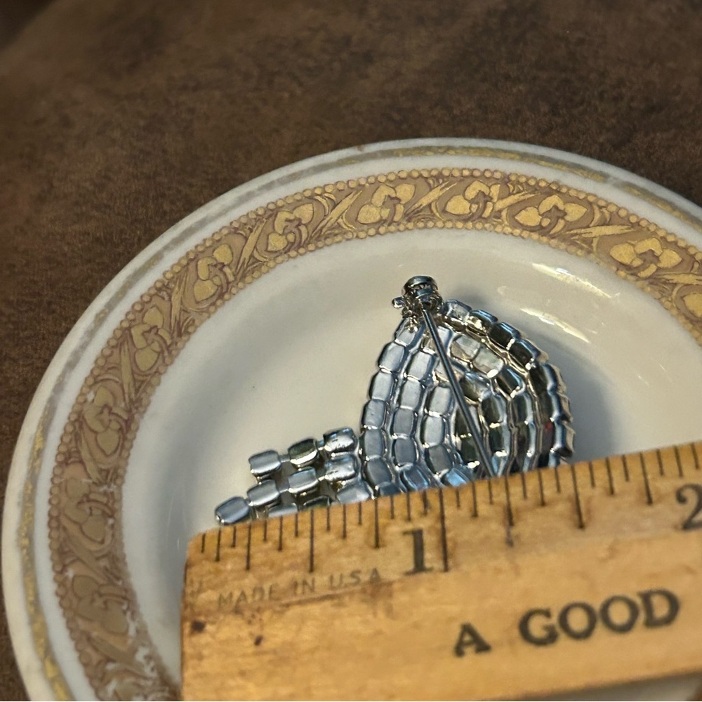 Vintage Rhinestone Fish - Picture 5 of 5